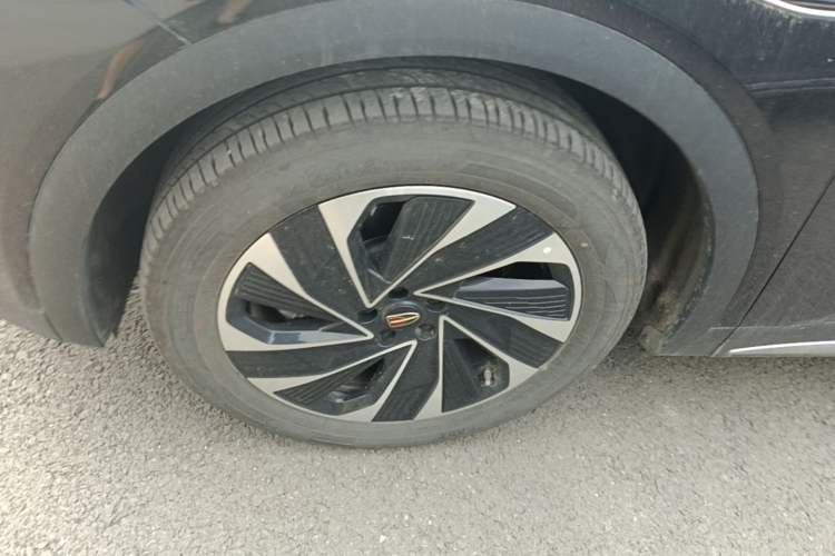 Used Hongqi HS7 PHEV 2024 2.0T PHEV Four-Wheel Drive Flagship Edition 6 Seats Left Front Wheel Hub