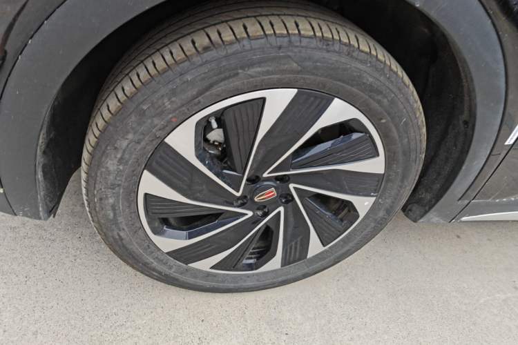 Used Hongqi HS7 PHEV 2024 2.0T PHEV Four-Wheel Drive Flagship Edition 6 Seats Left Front Wheel Hub