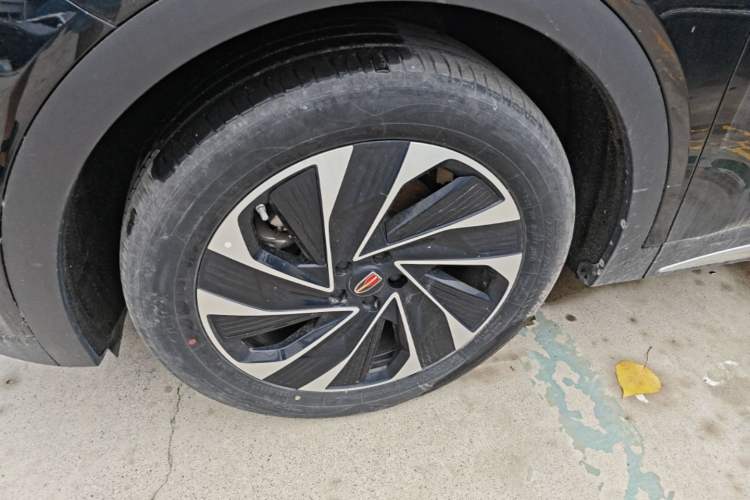 Used Hongqi HS7 PHEV 2024 2.0T PHEV Four-Wheel Drive Flagship Edition 6 Seats Left Front Wheel Hub