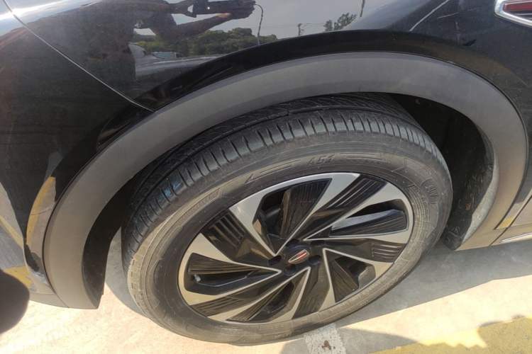 Used Hongqi HS7 PHEV 2024 2.0T PHEV Four-Wheel Drive Flagship Edition 6 Seats Left Front Wheel Hub