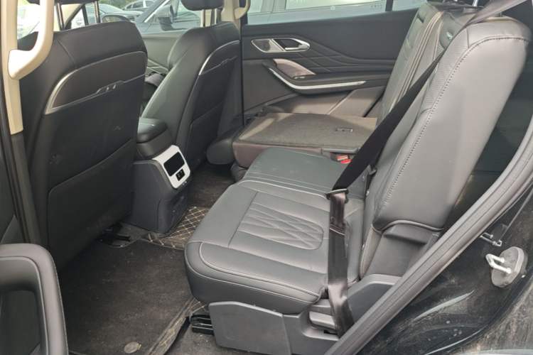 Used Hongqi HS7 PHEV 2024 2.0T PHEV Four-Wheel Drive Flagship Edition 7 Seats Left Rear Seat