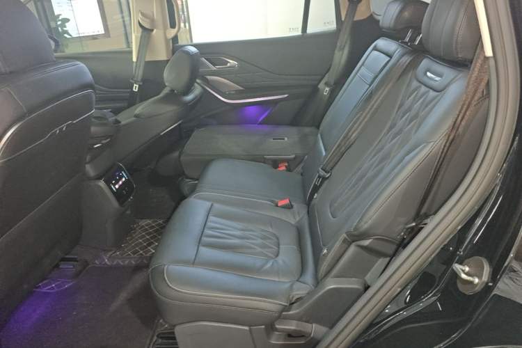 Used Hongqi HS7 PHEV 2024 2.0T PHEV Four-Wheel Drive Flagship Edition 7 Seats Left Rear Seat