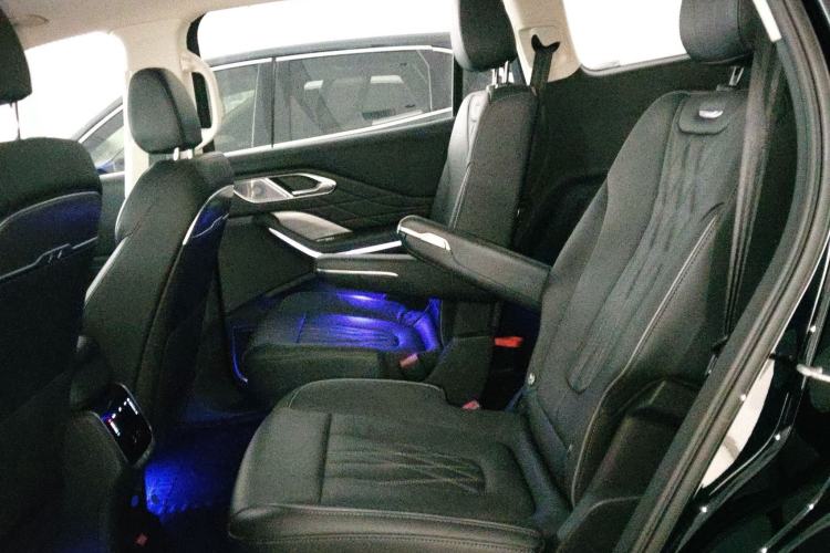 Used Hongqi HS7 PHEV 2024 2.0T PHEV Four-Wheel Drive Flagship Edition 6 Seats Left Rear Seat