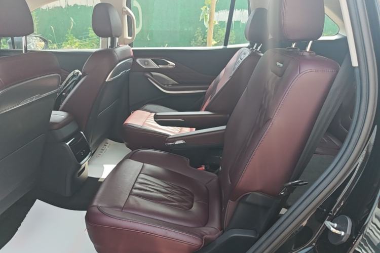 Used Hongqi HS7 PHEV 2024 2.0T PHEV Four-Wheel Drive Flagship Edition 6 Seats Left Rear Seat