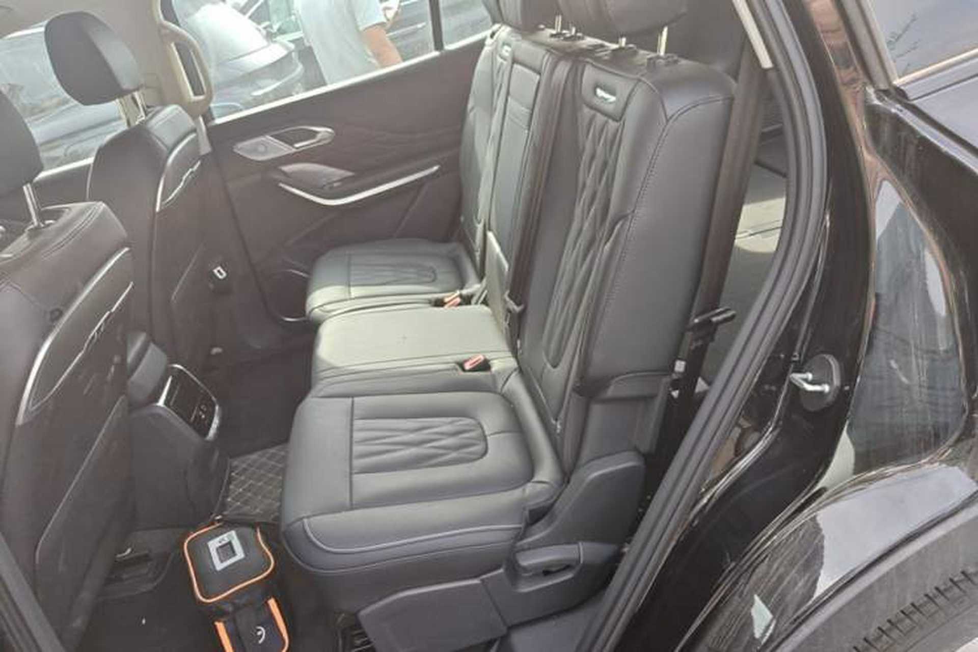 Used Hongqi HS7 PHEV 2024 2.0T PHEV Four-Wheel Drive Flagship Edition 7 Seats Left Rear Seat