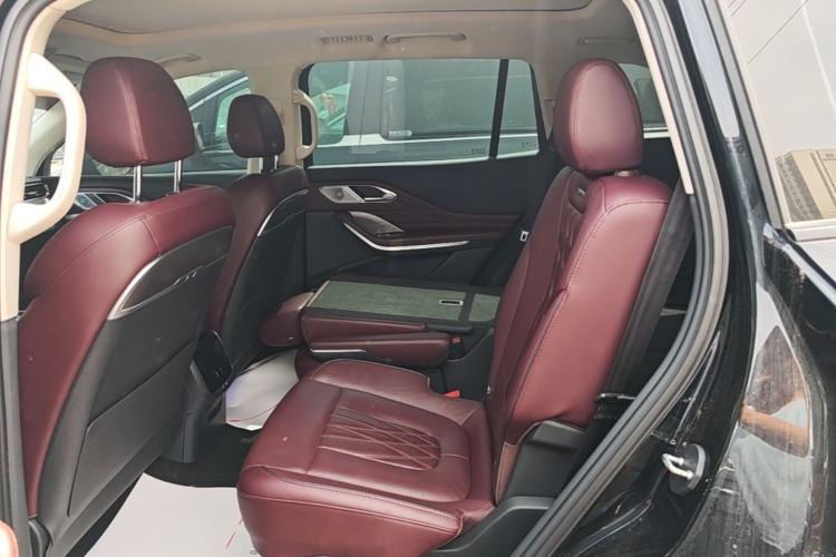 Used Hongqi HS7 PHEV 2024 2.0T PHEV Four-Wheel Drive Flagship Edition 6 Seats Left Rear Seat