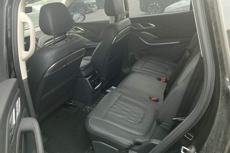 Used Hongqi HS7 PHEV 2024 2.0T PHEV Four-Wheel Drive Flagship Edition 7 Seats Left Rear Seat
