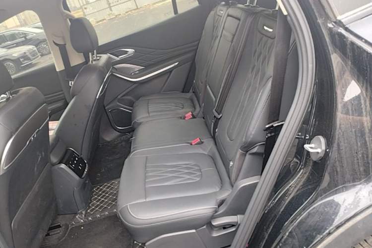 Used Hongqi HS7 PHEV 2024 2.0T PHEV Four-Wheel Drive Flagship Edition 7 Seats Left Rear Seat