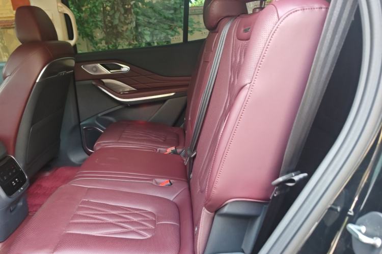 Used Hongqi HS7 PHEV 2024 2.0T PHEV Four-Wheel Drive Flagship Edition 7 Seats Left Rear Seat