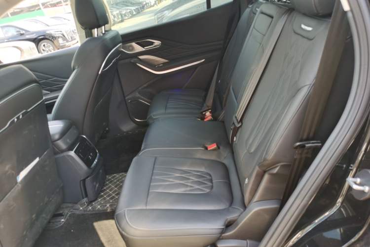 Used Hongqi HS7 PHEV 2024 2.0T PHEV Four-Wheel Drive Flagship Edition 7 Seats Left Rear Seat