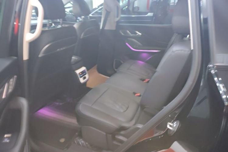 Used Hongqi HS7 PHEV 2024 2.0T PHEV Four-Wheel Drive Flagship Edition 7 Seats Left Rear Seat