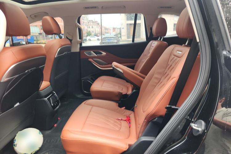 Used Hongqi HS7 PHEV 2024 2.0T PHEV Two-Wheel Drive Flagship Edition 6 Seats Left Rear Seat