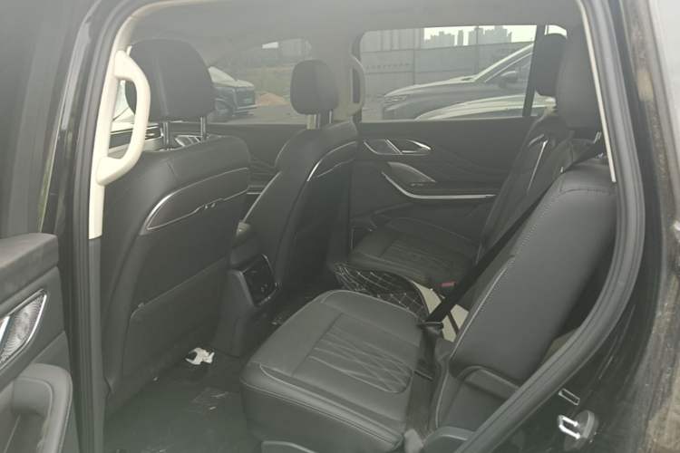 Used Hongqi HS7 PHEV 2024 2.0T PHEV Four-Wheel Drive Flagship Edition 6 Seats Left Rear Seat