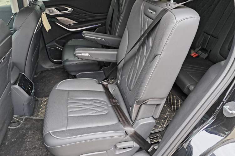Used Hongqi HS7 PHEV 2024 2.0T PHEV Four-Wheel Drive Flagship Edition 6 Seats Left Rear Seat