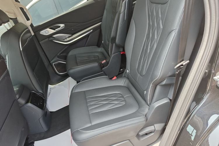 Used Hongqi HS7 PHEV 2024 2.0T PHEV Four-Wheel Drive Flagship Edition 6 Seats Left Rear Seat