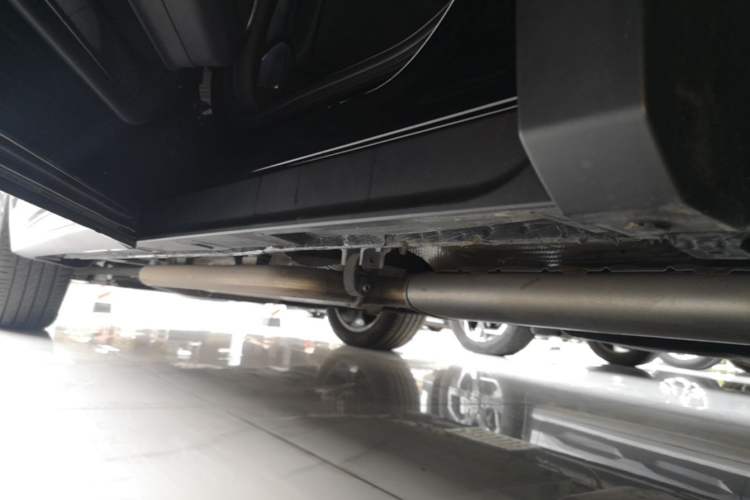 Used Hongqi HS7 PHEV 2024 2.0T PHEV Four-Wheel Drive Flagship Edition 6 Seats Left Side Sill