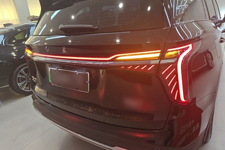 Used Hongqi HS7 PHEV 2024 2.0T PHEV Four-Wheel Drive Flagship Edition 6 Seats Rear