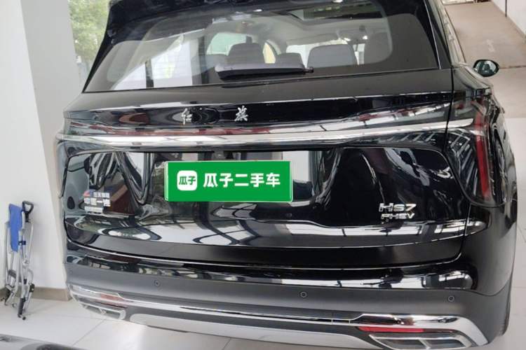 Used Hongqi HS7 PHEV 2024 2.0T PHEV Four-Wheel Drive Flagship Edition 6 Seats Rear