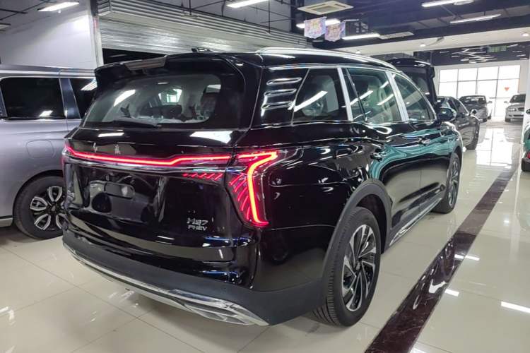 Used Hongqi HS7 PHEV 2024 2.0T PHEV Four-Wheel Drive Flagship Edition 6 Seats Rear Right 45 Deg