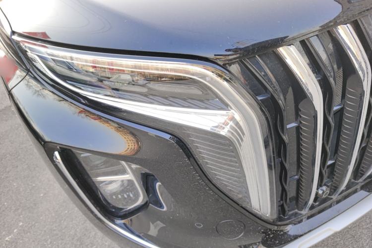 Used Hongqi HS7 PHEV 2024 2.0T PHEV Four-Wheel Drive Flagship Edition 6 Seats Right Front Headlight