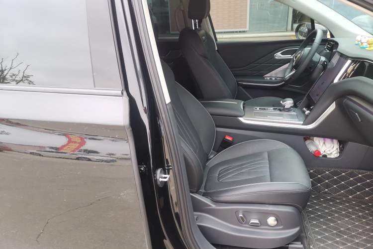 Used Hongqi HS7 PHEV 2024 2.0T PHEV Four-Wheel Drive Flagship Edition 7 Seats Right Front Seat