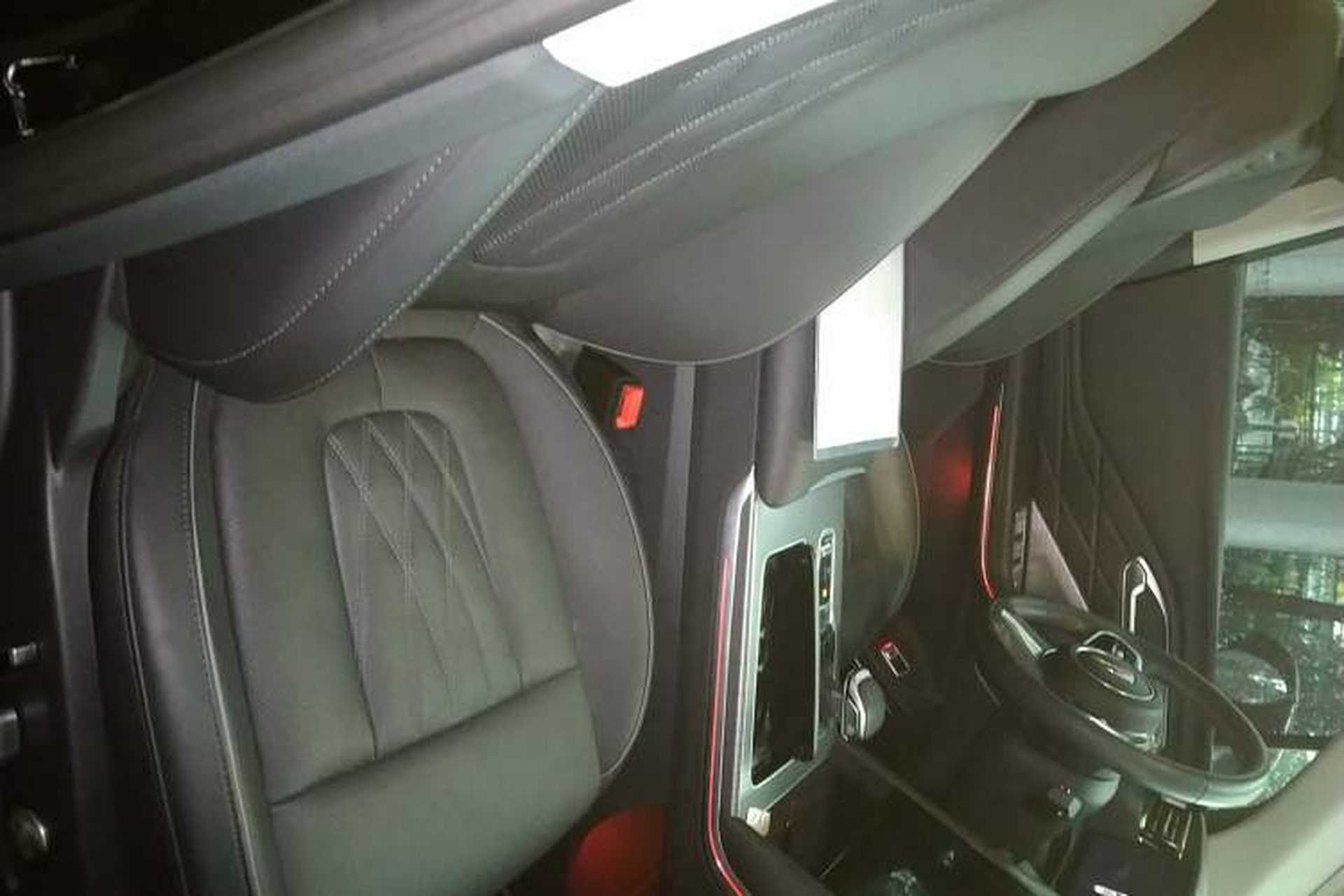 Used Hongqi HS7 PHEV 2024 2.0T PHEV Four-Wheel Drive Flagship Edition 6 Seats Right Front Seat