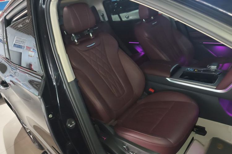 Used Hongqi HS7 PHEV 2024 2.0T PHEV Four-Wheel Drive Flagship Edition 7 Seats Right Front Seat