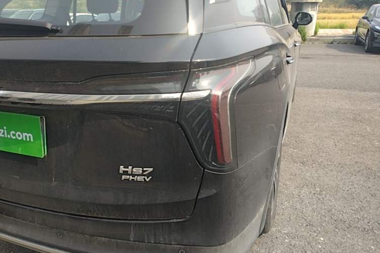 Used Hongqi HS7 PHEV 2024 2.0T PHEV Four-Wheel Drive Flagship Edition 7 Seats Right Rear Taillight
