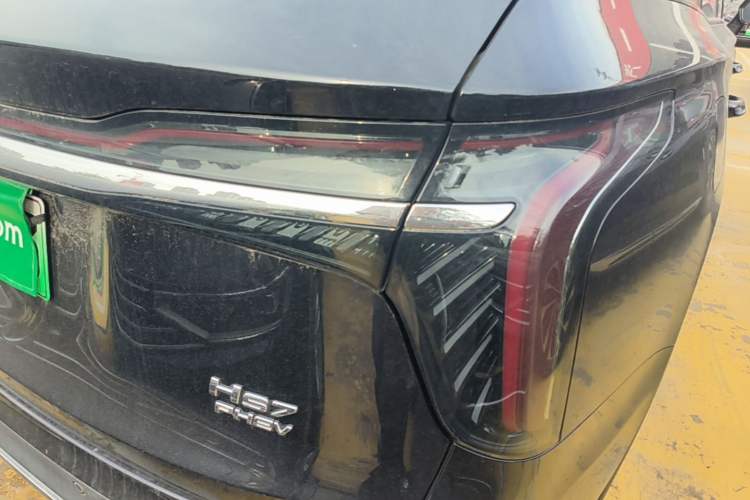 Used Hongqi HS7 PHEV 2024 2.0T PHEV Four-Wheel Drive Flagship Edition 6 Seats Right Rear Taillight