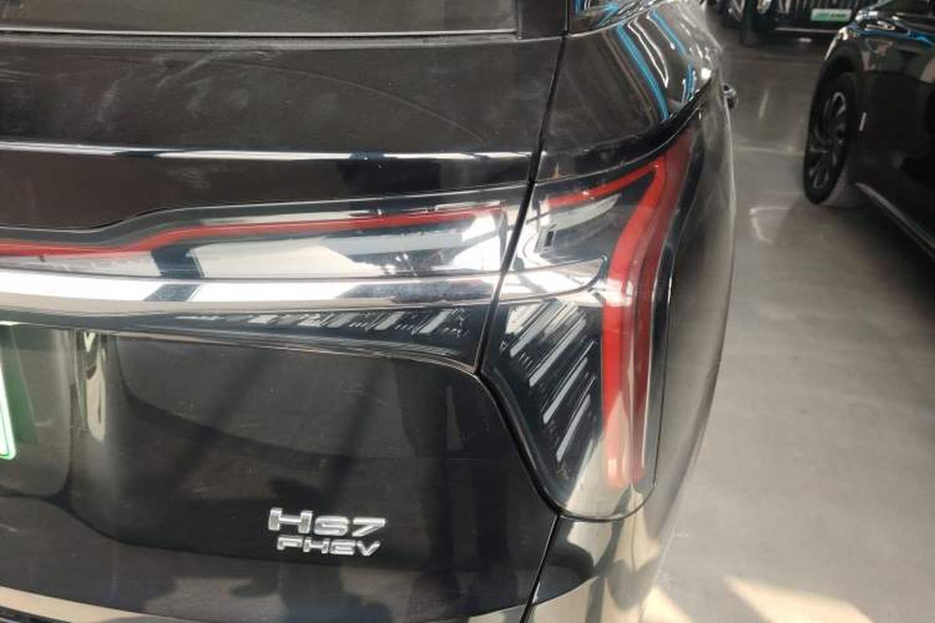 Used Hongqi HS7 PHEV 2024 2.0T PHEV Four-Wheel Drive Flagship Edition 7 Seats Right Rear Taillight