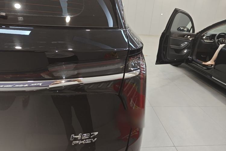 Used Hongqi HS7 PHEV 2024 2.0T PHEV Four-Wheel Drive Flagship Edition 6 Seats Right Rear Taillight