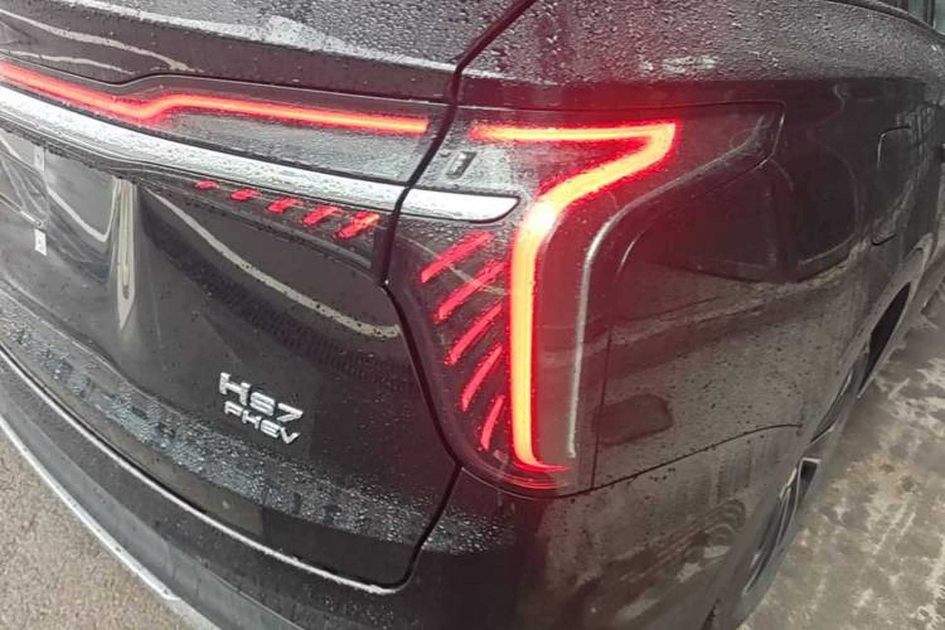 Used Hongqi HS7 PHEV 2024 2.0T PHEV Four-Wheel Drive Flagship Edition 7 Seats Right Rear Taillight