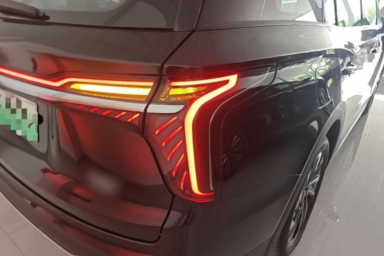 Used Hongqi HS7 PHEV 2024 2.0T PHEV Four-Wheel Drive Flagship Edition 6 Seats Right Rear Taillight