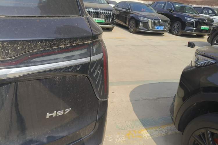 Used Hongqi HS7 PHEV 2024 2.0T PHEV Four-Wheel Drive Flagship Edition 6 Seats Right Rear Taillight