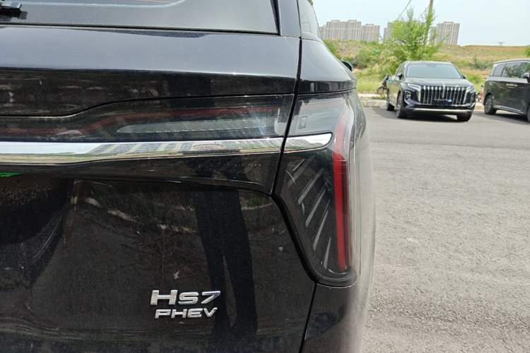 Used Hongqi HS7 PHEV 2024 2.0T PHEV Four-Wheel Drive Flagship Edition 7 Seats Right Rear Taillight