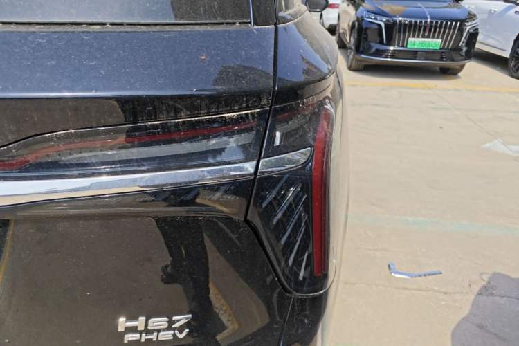 Used Hongqi HS7 PHEV 2024 2.0T PHEV Four-Wheel Drive Flagship Edition 6 Seats Right Rear Taillight