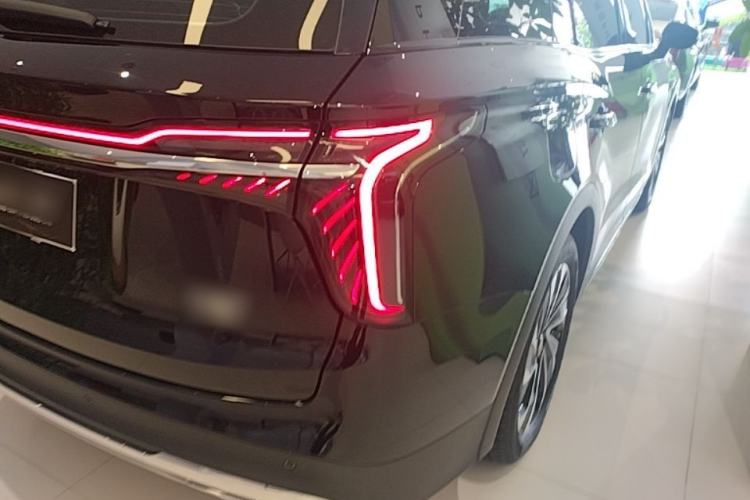 Used Hongqi HS7 PHEV 2024 2.0T PHEV Four-Wheel Drive Flagship Edition 6 Seats Right Rear Taillight