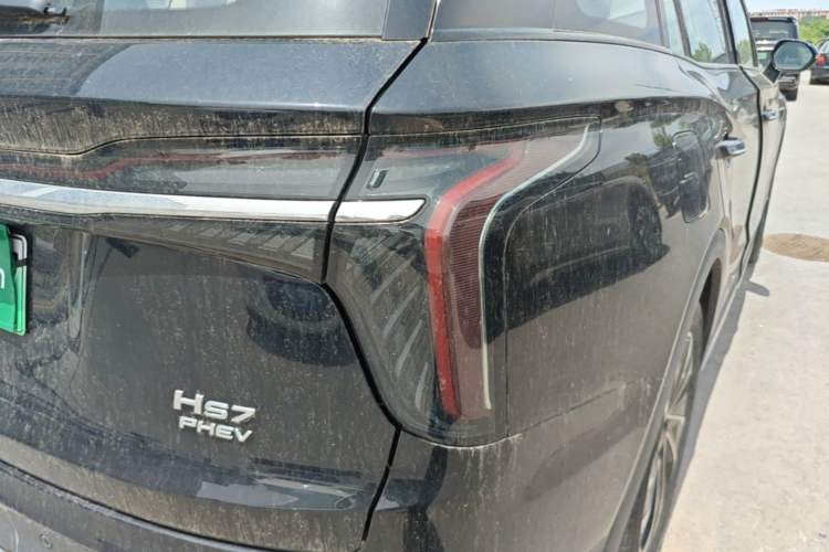 Used Hongqi HS7 PHEV 2024 2.0T PHEV Four-Wheel Drive Flagship Edition 7 Seats Right Rear Taillight