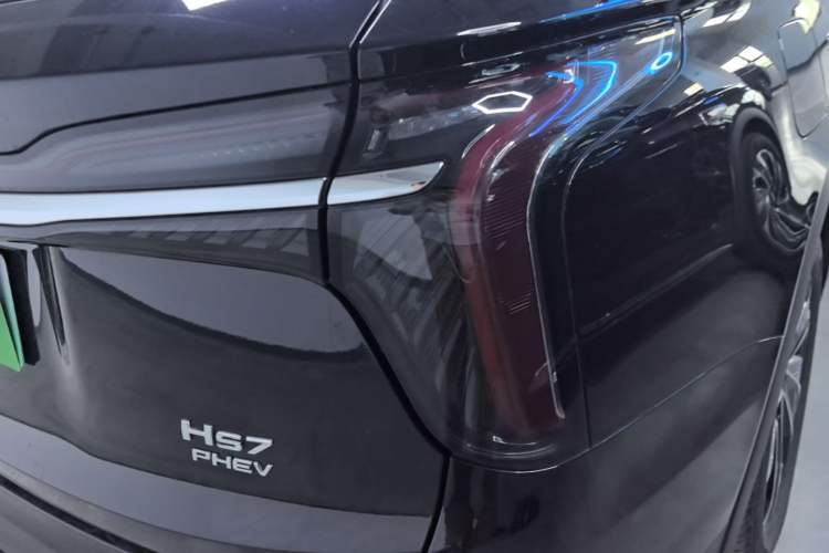 Used Hongqi HS7 PHEV 2024 2.0T PHEV Four-Wheel Drive Flagship Edition 7 Seats Right Rear Taillight