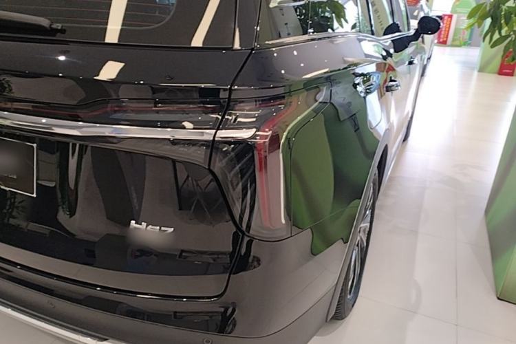 Used Hongqi HS7 PHEV 2024 2.0T PHEV Four-Wheel Drive Flagship Edition 7 Seats Right Rear Taillight