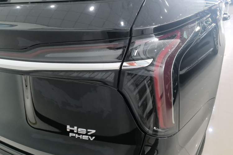 Used Hongqi HS7 PHEV 2024 2.0T PHEV Four-Wheel Drive Flagship Edition 6 Seats Right Rear Taillight