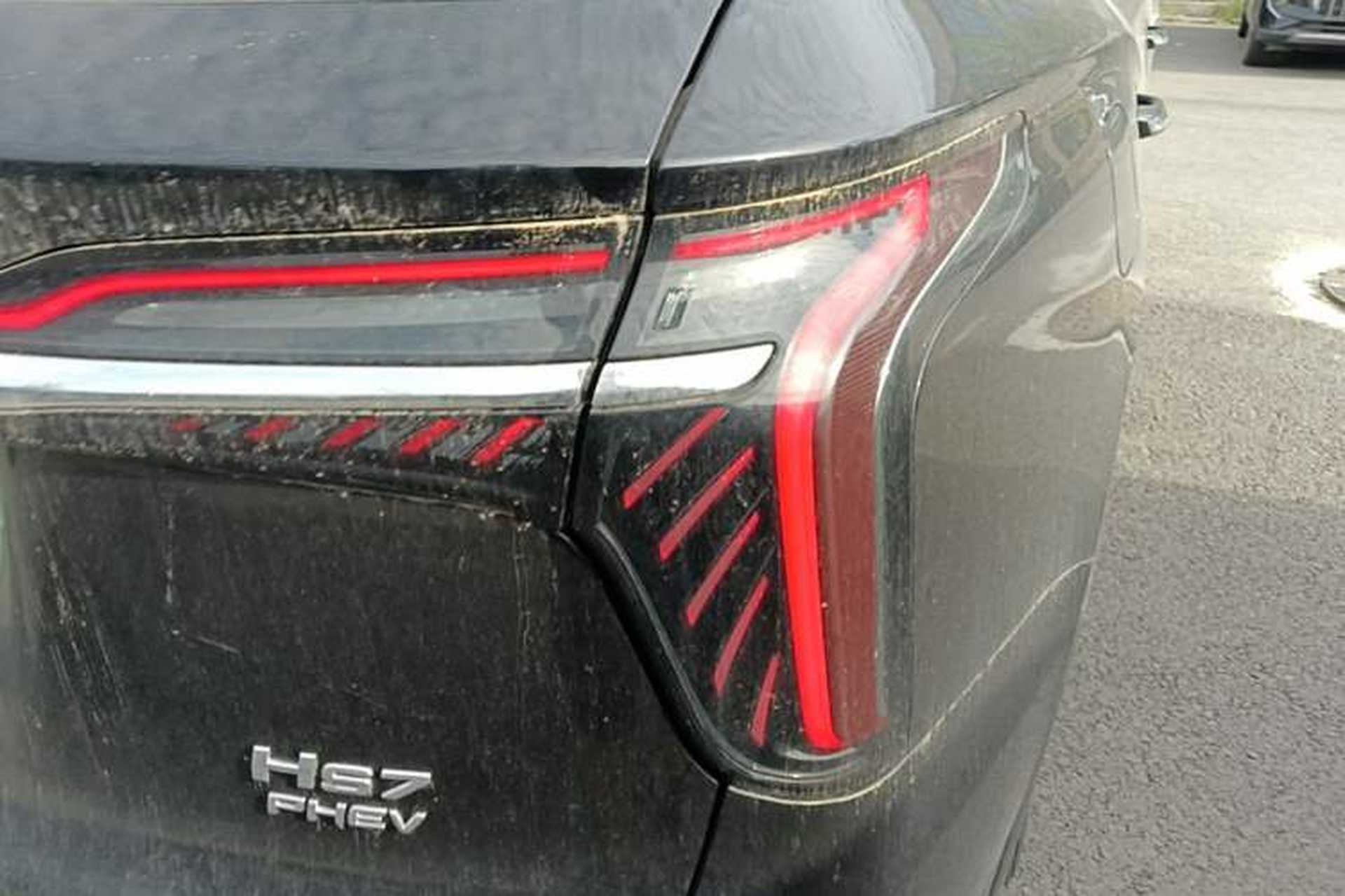 Used Hongqi HS7 PHEV 2024 2.0T PHEV Four-Wheel Drive Flagship Edition 6 Seats Right Rear Taillight