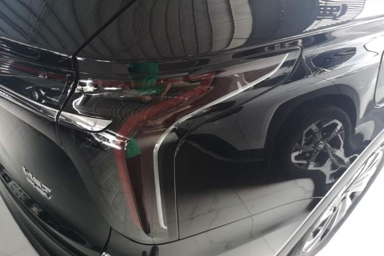 Used Hongqi HS7 PHEV 2024 2.0T PHEV Four-Wheel Drive Flagship Edition 6 Seats Right Rear Taillight