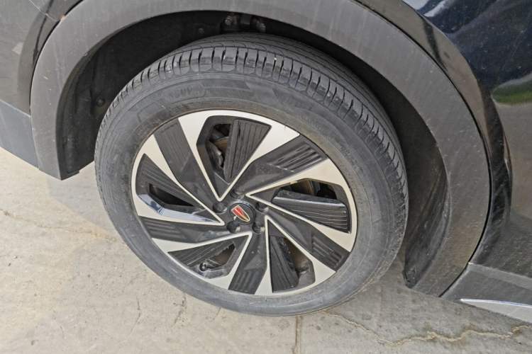 Used Hongqi HS7 PHEV 2024 2.0T PHEV Four-Wheel Drive Flagship Edition 7 Seats Right Rear Wheel Hub