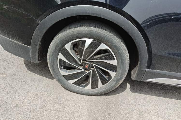 Used Hongqi HS7 PHEV 2024 2.0T PHEV Four-Wheel Drive Flagship Edition 7 Seats Right Rear Wheel Hub