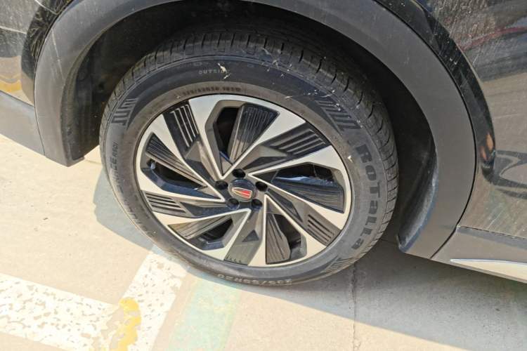 Used Hongqi HS7 PHEV 2024 2.0T PHEV Four-Wheel Drive Flagship Edition 7 Seats Right Rear Wheel Hub
