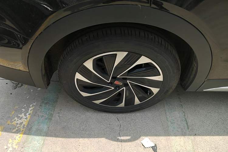 Used Hongqi HS7 PHEV 2024 2.0T PHEV Four-Wheel Drive Flagship Edition 7 Seats Right Rear Wheel Hub