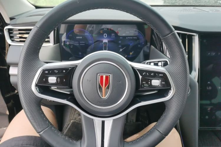 Used Hongqi HS7 PHEV 2024 2.0T PHEV Four-Wheel Drive Flagship Edition 6 Seats Steering Wheel