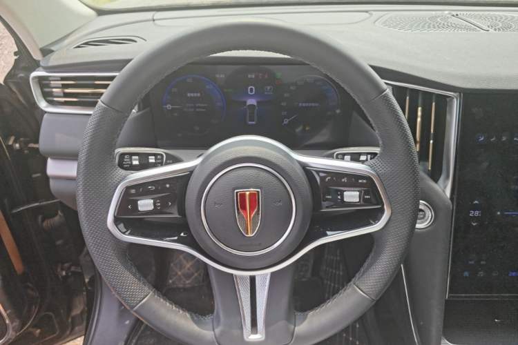 Used Hongqi HS7 PHEV 2024 2.0T PHEV Four-Wheel Drive Flagship Edition 7 Seats Steering Wheel