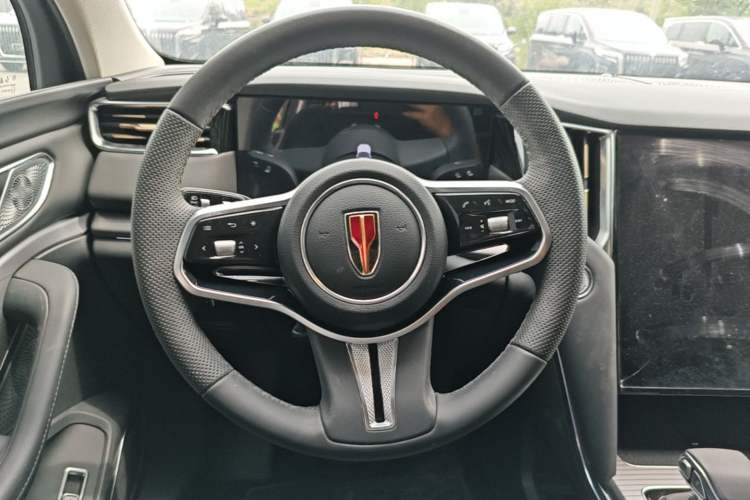 Used Hongqi HS7 PHEV 2024 2.0T PHEV Four-Wheel Drive Flagship Edition 6 Seats Steering Wheel